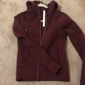 lululemon scuba jacket size 4